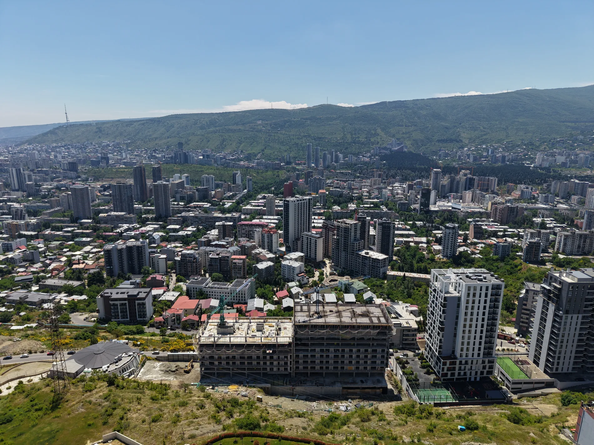 მშენებლობის პროგრესი - ივნისი